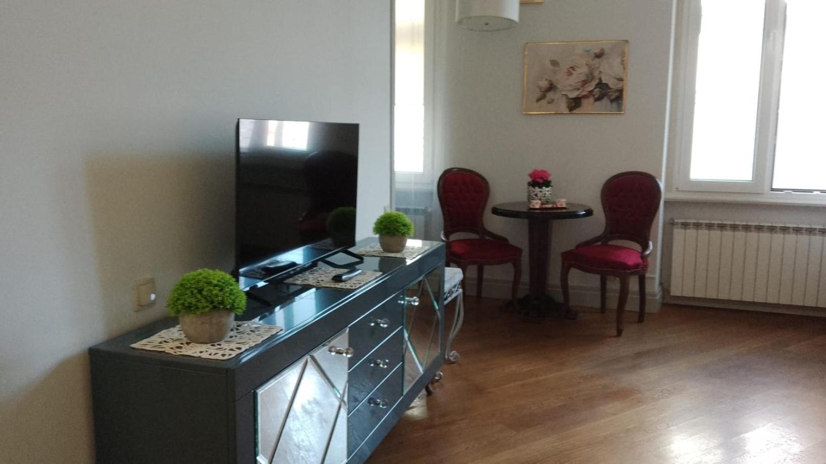Vip Apart Cracow 크라쿠프 외부 사진